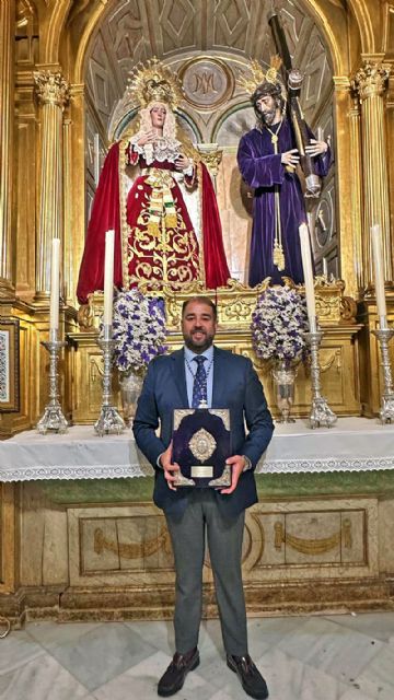 La vida cofrade de Miguel Freire culmina en la XXX Exaltación de la Esperanza en Alcalá del Río - 5, Foto 5