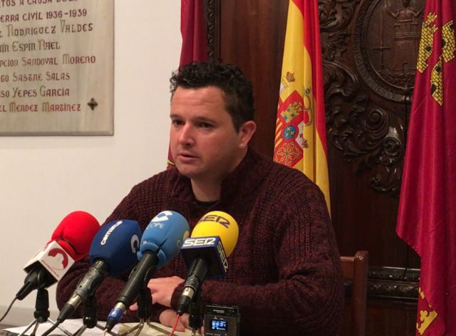 El PSOE reivindica un plan especial de actuaciones para potenciar la vida social, económica y comercial del Barrio - 1, Foto 1