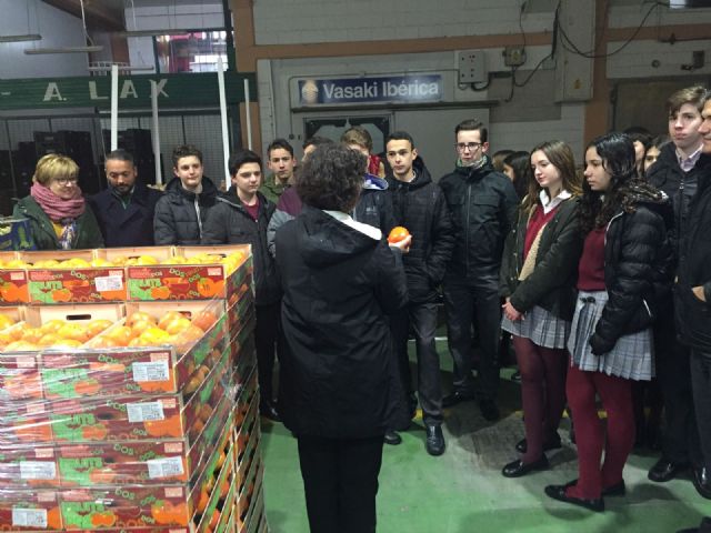 Alumnos/as del Colegio San Buenaventura conocen las formas de abastecimiento de mayoristas a los comercios de alimentación de Murcia - 2, Foto 2
