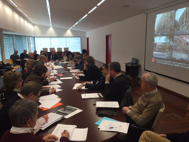 El Ayuntamiento celebra la primera mesa de trabajo para el Plan de rehabilitación del barrio de La Paz - 2, Foto 2