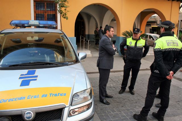 La Policía Local de Alcantarilla cuenta desde el pasado martes con un vehículo radar cedido por la DGT durante dos meses para incrementar la seguridad vial en el municipio - 2, Foto 2