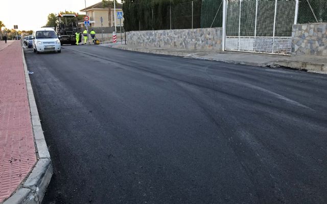 120.000 euros para renovar el asfalto y colocar bandas reductoras de velocidad en varios puntos de Las Torres de Cotillas - 1, Foto 1