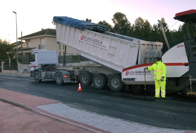120.000 euros para renovar el asfalto y colocar bandas reductoras de velocidad en varios puntos de Las Torres de Cotillas - 2, Foto 2