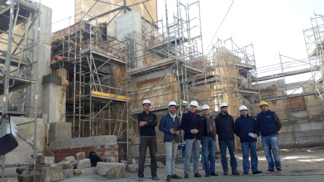 Las obras de recuperación de la iglesia de San Pedro logran rescatar la bóveda original de acceso y volver a levantar su pilar principal de piedra - 3, Foto 3