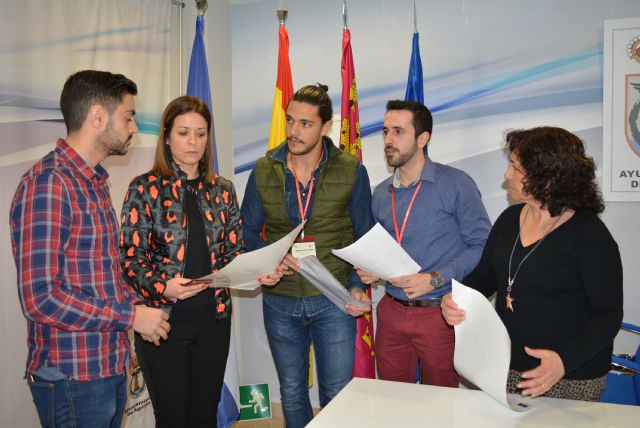 El Ayuntamiento inicia un proyecto para dar visibilidad en la red a las empresas del sector servicios - 1, Foto 1