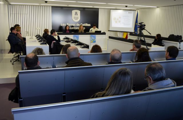 El Ayuntamiento presenta a sus empleados sus presupuestos participativos 2019, que contarán con 350.000 euros - 3, Foto 3