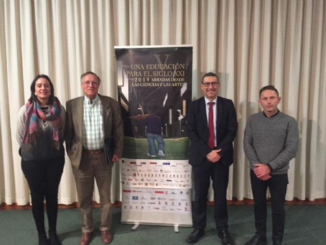 Tres conferencias en Torre Pacheco programadas en las V Jornadas Una educación para el siglo XXI - 1, Foto 1