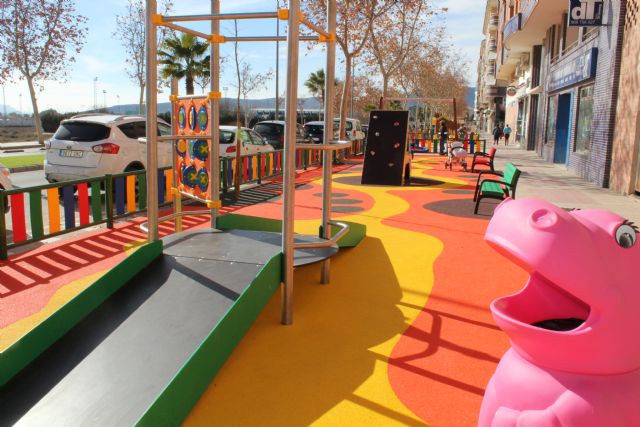 Abiertos al público los juegos infantiles y biosaludables de la avenida de la Libertad - 1, Foto 1