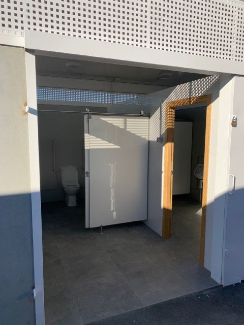 El mercado semanal ya dispone de aseos públicos para el uso de clientes y comerciantes - 3, Foto 3