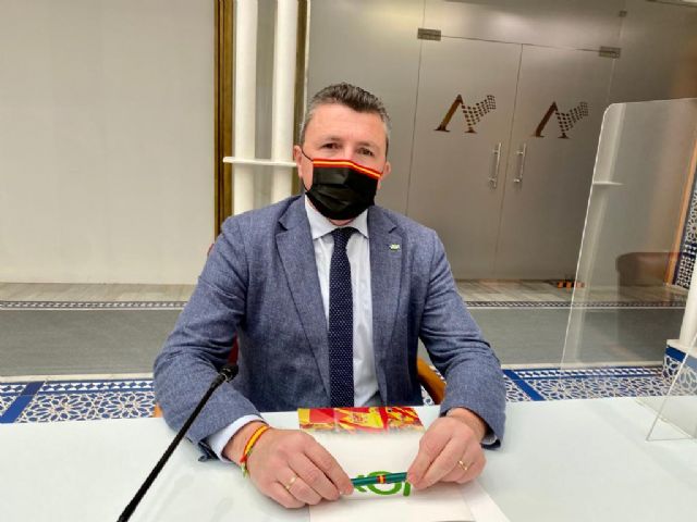 VOX vota en contra de los Presupuestos regionales: Anteponen las necesidades de los inmigrantes ilegales a las de los murcianos - 1, Foto 1