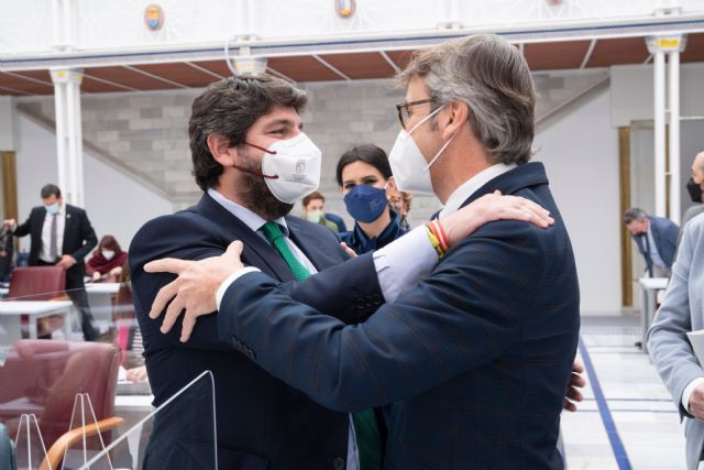 López Miras: Hemos garantizado los servicios públicos y el liderazgo económico, a pesar del castigo continuo del Gobierno de Sánchez - 1, Foto 1