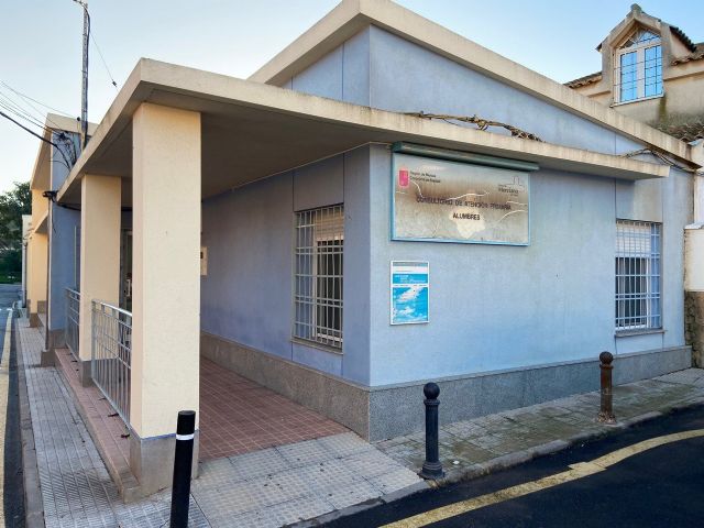 MC: N. Arroyo (PP) consiste la prestación sanitaria en Alumbres entre ratas muertas - 1, Foto 1