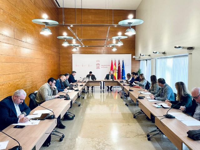 La Comisión de Vigilancia garantiza la transparencia de la contratación pública en el Ayuntamiento de Murcia - 1, Foto 1