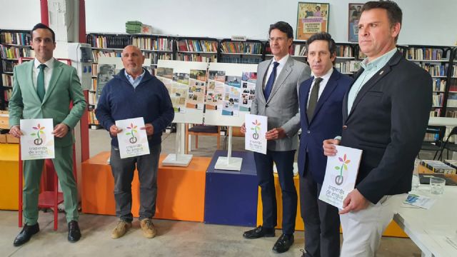 El Ayuntamiento de Molina de Segura y Traperos Recicla presentan la Memoria de Actividad 2023 del Servicio Municipal Gratuito de Recogida de Voluminosos, Enseres y Cartón - 2, Foto 2