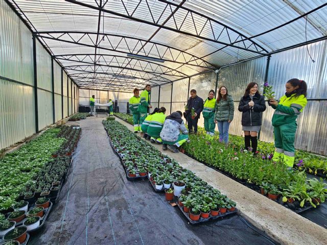 El Ayuntamiento de Caravaca acondiciona y pone en marcha el vivero municipal de las Fuentes del Marqués a través de un programa de empleo juvenil - 2, Foto 2