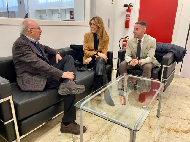 El Ayuntamiento de Murcia dona 6.000 euros de la recaudación del partido solidario disputado por el Real Murcia y el UCAM Murcia CF - 2, Foto 2