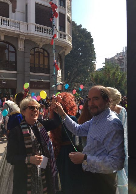 Sanidad participa junto a Afacmur en la lectura del manifiesto del Día Internacional del Niño con Cáncer - 1, Foto 1