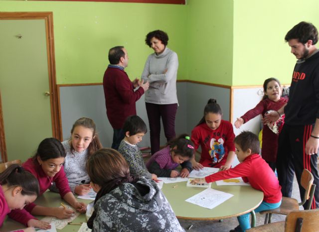 El Ayuntamiento de Puerto Lumbreras ofrece servicio de ludoteca gratuito a la Comunidad Gitana - 1, Foto 1
