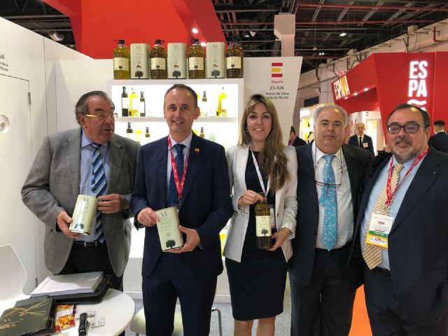 18 empresas de la Región muestran la calidad de sus productos en la principal feria de la alimentación del golfo Pérsico - 3, Foto 3