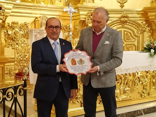 El Resucitado nombra hermano de honor al Paso Blanco en su visita a Lorca - 2, Foto 2