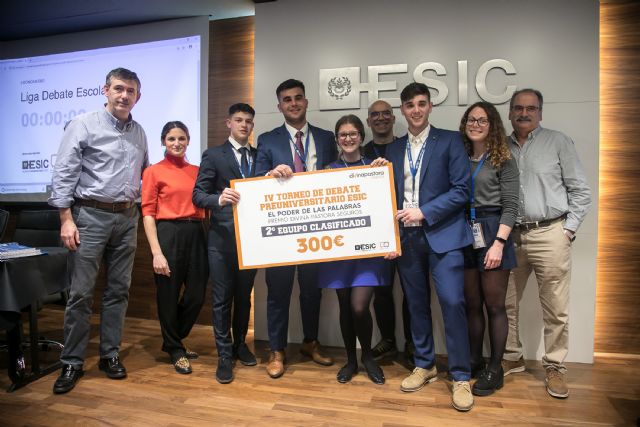 El Colegio Virgen del Pasico, finalista del IV Torneo de Debate Preuniversitario de ESIC - 2, Foto 2