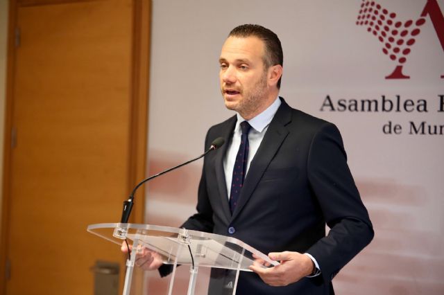 Segado pregunta a Conesa si él piensa dimitir con los retrasos del AVE o la falta de inversión de Sánchez en el Mar Menor - 1, Foto 1