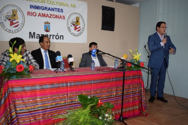 El nuevo cnsul de Ecuador en Murcia, Miguel ngel Macas, se presenta oficialmente en Mazarrn, Foto 3