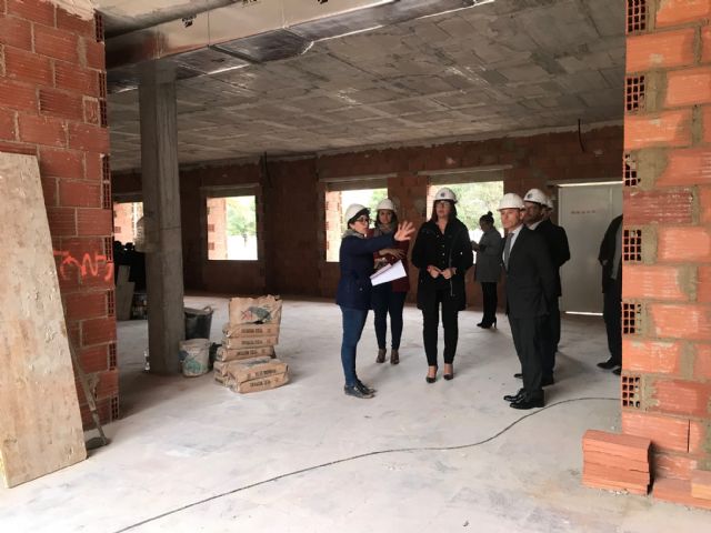 El alcalde de Torre Pacheco, Antonio León recibe en el Ayuntamiento a la vicepresidenta de la Región de Murcia, Isabel Franco - 2, Foto 2