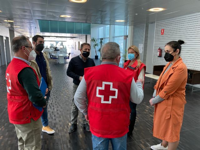 El Ayuntamiento y la Delegación de Cruz Roja Torre Pacheco ponen en marcha un servicio de ayuda directa a las personas más vulnerables - 3, Foto 3