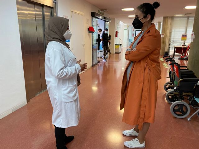 Mediadora intercultural en los centros de salud del municipio - 4, Foto 4