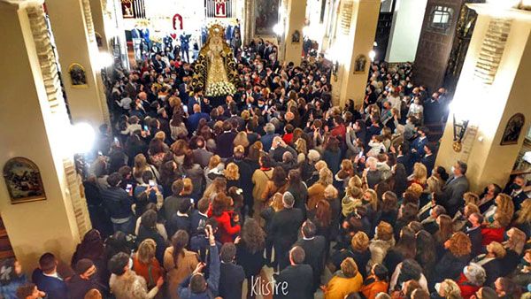 De forma excepcional los titulares de Vera-cruz de Alcalá del Río celebran los cultos anuales en la Parroquia del Municipio - 4, Foto 4