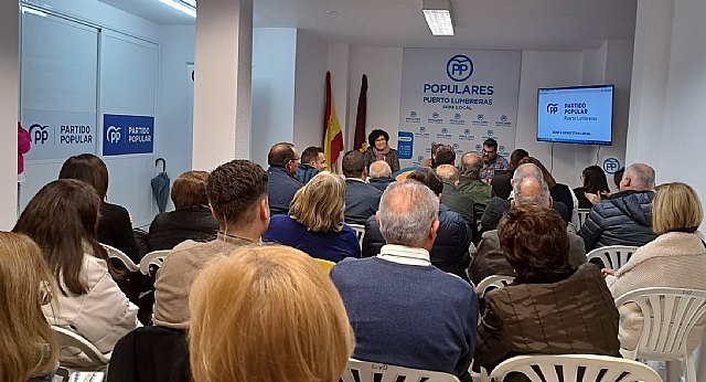 María Ángeles Túnez se presenta a la reelección a la alcaldía en Puerto Lumbreras tras el apoyo recibido por la Junta Directiva local del PP - 1, Foto 1