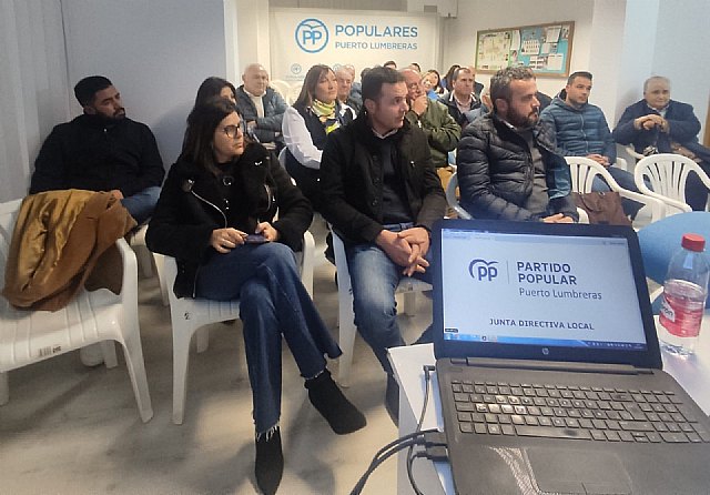 María Ángeles Túnez se presenta a la reelección a la alcaldía en Puerto Lumbreras tras el apoyo recibido por la Junta Directiva local del PP - 3, Foto 3