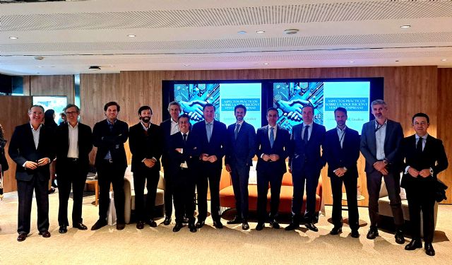 CaixaBank y Garrigues analizan en Murcia los aspectos clave en la adquisición y venta de empresas - 3, Foto 3