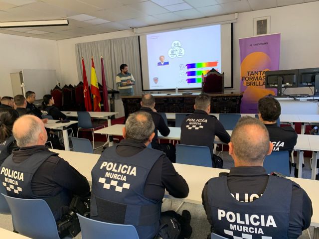 TALENTISMO forma a la Policía Local de Murcia para mejorar la atención a personas con autismo - 3, Foto 3