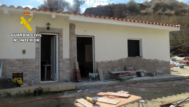 La Guardia Civil investiga a cuatro personas por realizar obras ilegales, Foto 5