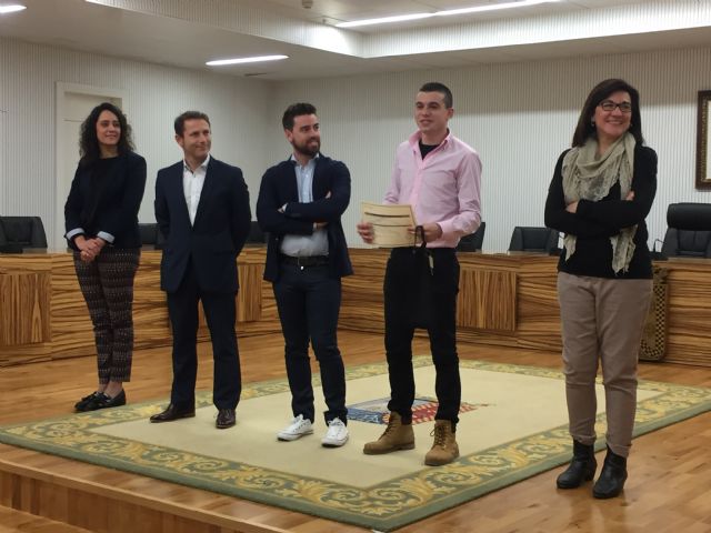 Electricistas, albañiles, 20 jóvenes reciben su certificado de profesionalidad - 1, Foto 1