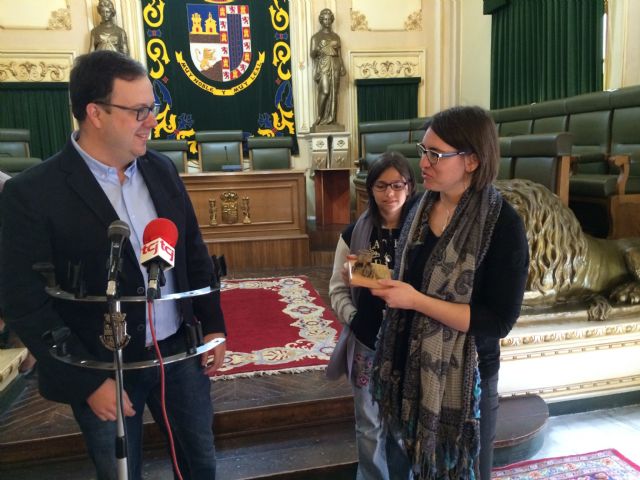 Recibidos en el Ayuntamiento los alumnos franceses del programa de intercambio del IES Infanta Elena - 2, Foto 2