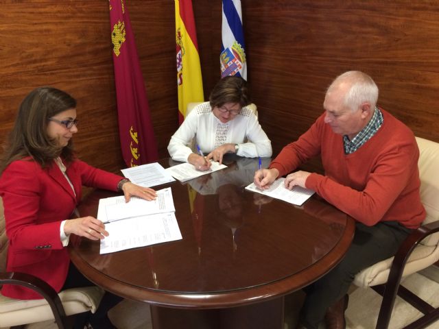 Firmado el convenio entre Ayuntamiento y Junta Central de Hermandades - 1, Foto 1