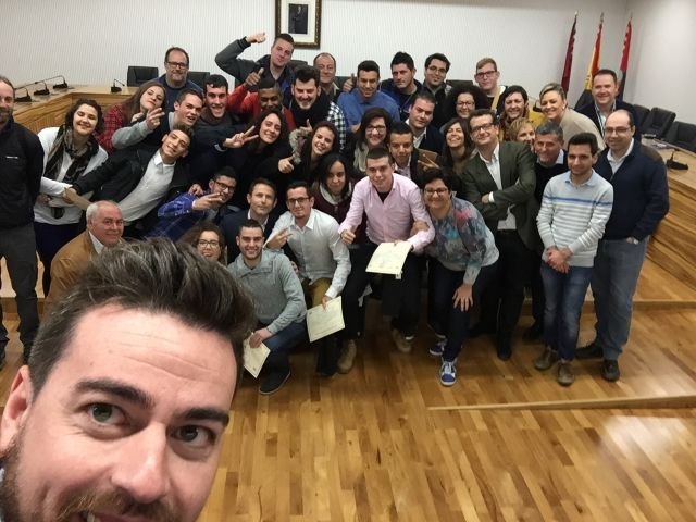 Electricistas, albañiles, 20 jóvenes reciben su certificado de profesionalidad - 2, Foto 2