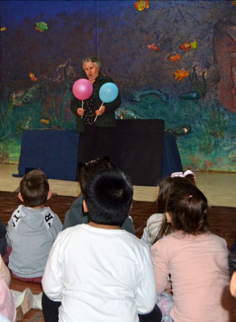 El taller Cuenteando de la Concejalía de Igualdad se pasea por los colegios - 5, Foto 5