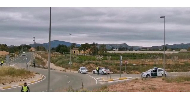 La Guardia Civil de la Región de Murcia despliega un amplio dispositivo en las carreteras regionales en el marco del estado de alarma, Foto 2