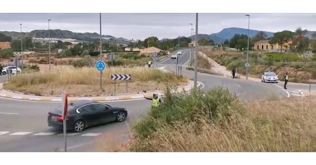 La Guardia Civil de la Región de Murcia despliega un amplio dispositivo en las carreteras regionales en el marco del estado de alarma, Foto 3