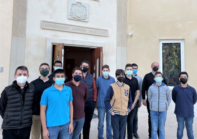 El futuro de la cantera sacerdotal - 1, Foto 1