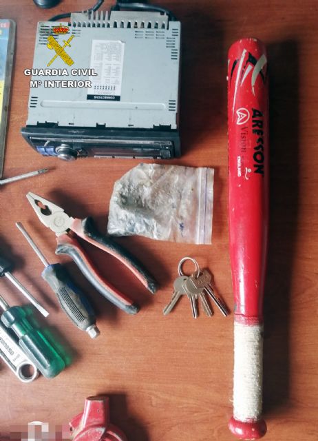 La Guardia Civil detiene a un experimentado delincuente por cerca de una treintena de robos en viviendas - 3, Foto 3