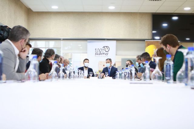 Diez jóvenes talentos de la hostelería recibirán las becas 'Gastroestrellas' para formarse en restaurantes con estrellas Michelin - 1, Foto 1