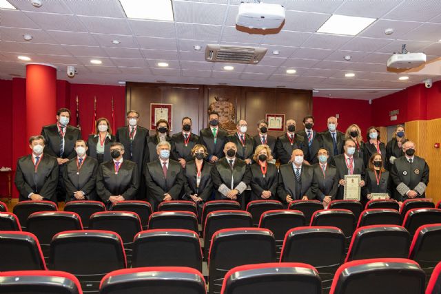El Colegio de Abogados de Murcia entrega las medallas de Oro y Plata a los letrados con 50 y 25 años de ejercicio profesional - 2, Foto 2