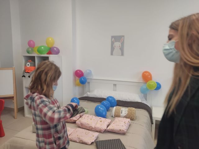 El colegio Lidera International School de Puerto Lumbreras acoge a una familia de refugiados ucranianos al completo en sus instalaciones - 1, Foto 1