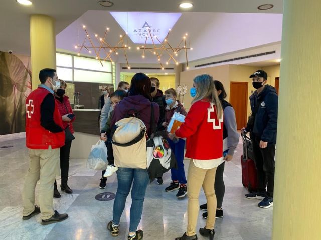 Cruz Roja ya ha atendido a más de 7.700 personas llegadas desde Ucrania, 34 de ellas ya están en la Región de Murcia - 3, Foto 3
