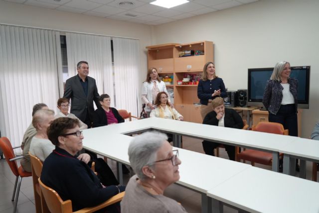 El Plan regional 'Más que un hogar' mejora la atención de casi un centenar de personas mayores de Alcantarilla - 2, Foto 2